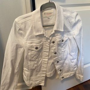 Vince Camuto women’s white jean jacket